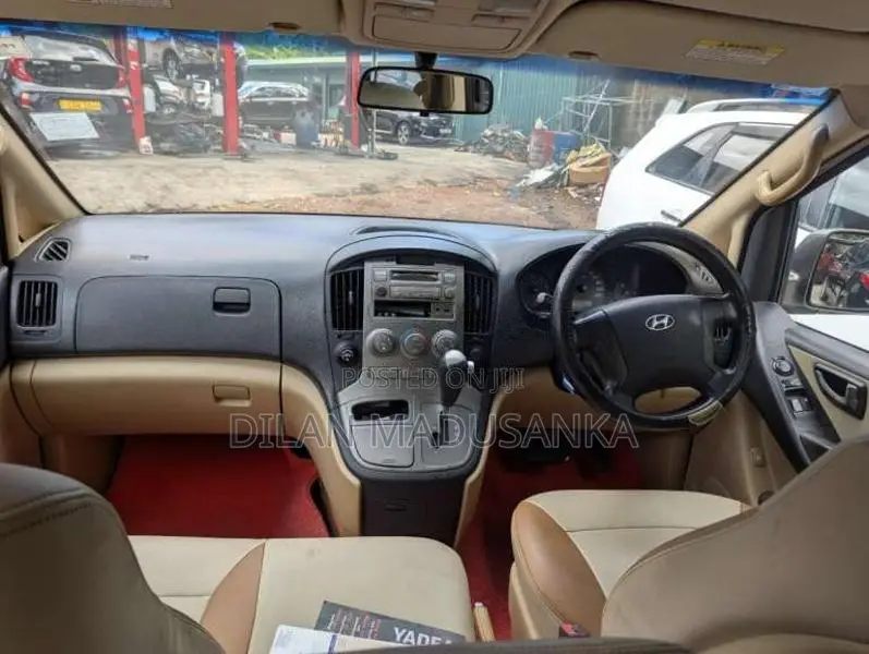 Hyundai H1 2012 Van (Used)