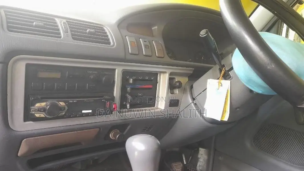 Toyota TownAce 1996 Van (Used)