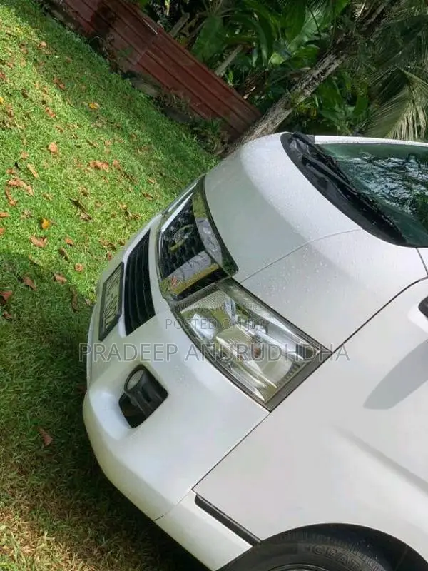 Nissan Nv 350 2017 Van (Used)