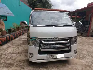 Toyota KDH 201 2012 Van (Used)