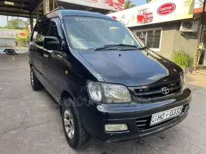 Toyota CR42 1999 Van (Used)