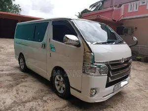 Toyota KDH 201 2012 Van (Used)
