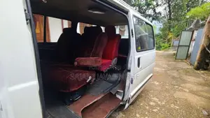 Toyota HIACE 1989 Van (Used)