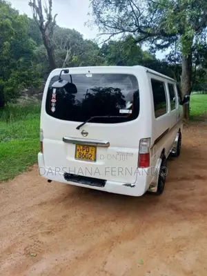 Nissan E25 2007 Van (Used)