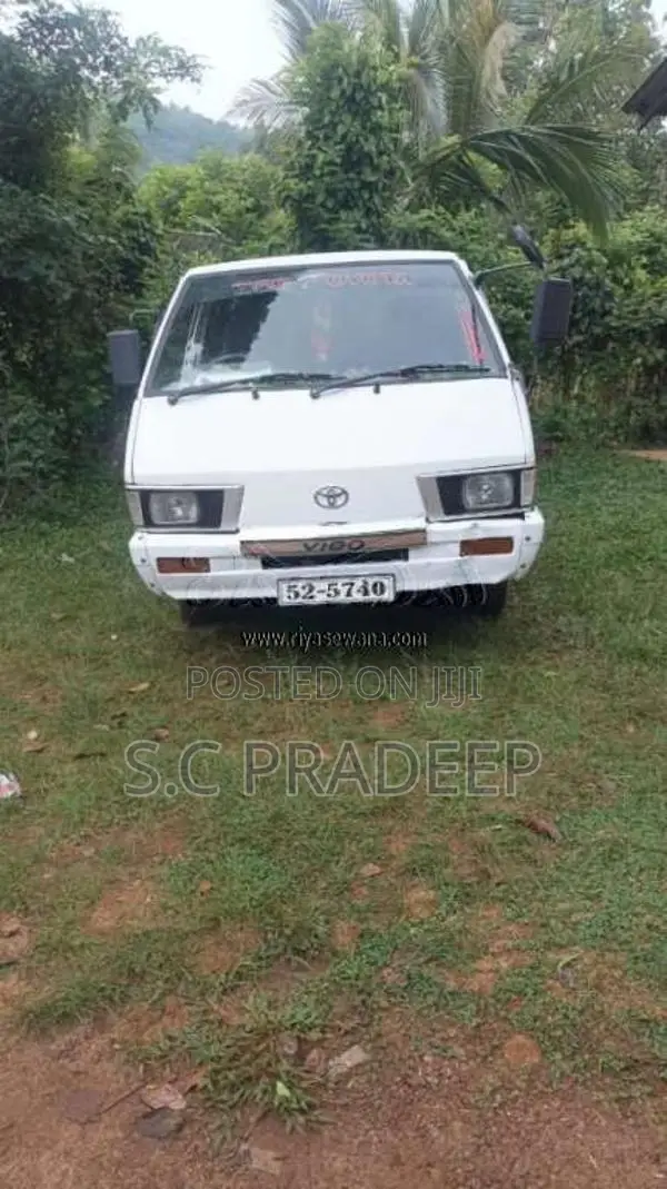 Toyota TownAce 1987 Van (Used)