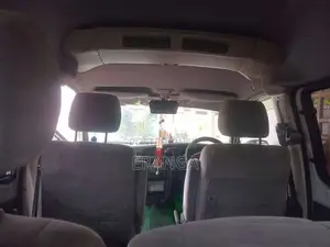 Toyota Noah 1997 Van (Used)