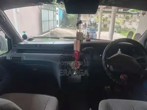 Toyota Noah 1997 Van (Used)
