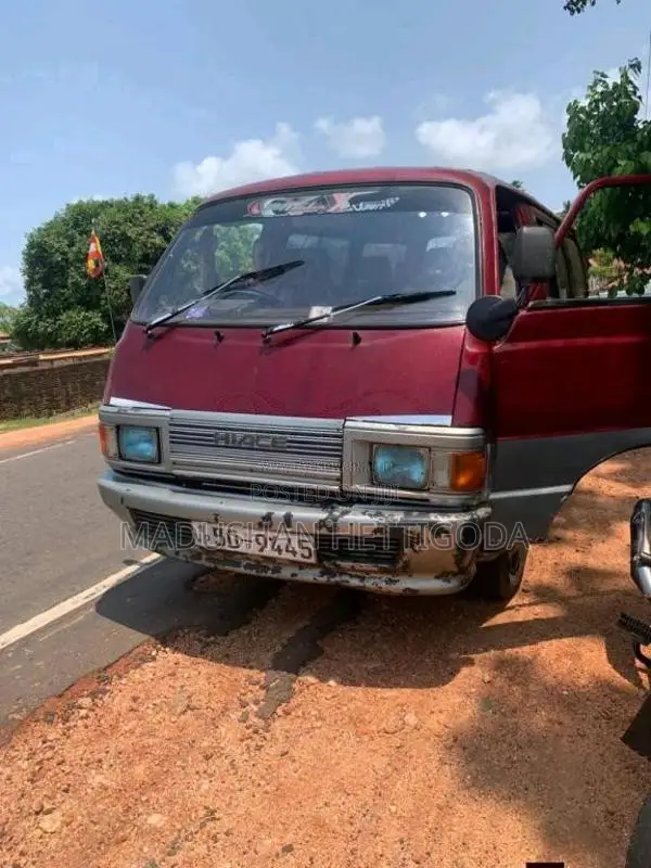 Toyota Dual Purpose 1982 Van (Used)