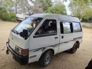 Nissan Vanette 1990 Van (Used)