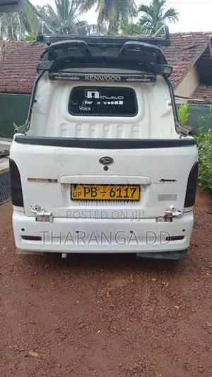 Daihatsu Hijet 2001 Van (Used)
