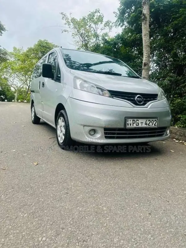 Nissan NV200 2013 Van (Used)