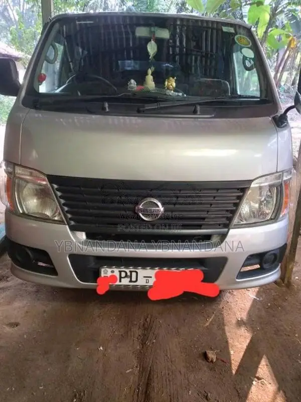 Nissan E25 2008 Van (Used)