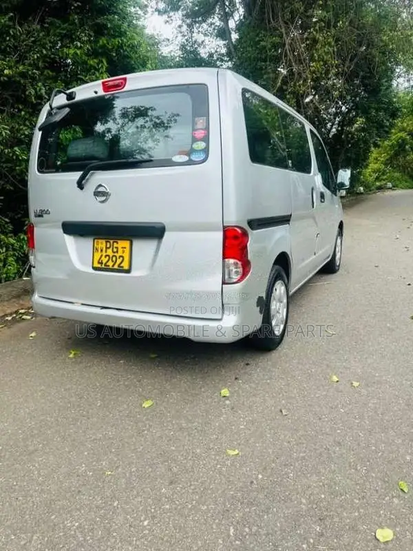 Nissan NV200 2013 Van (Used)