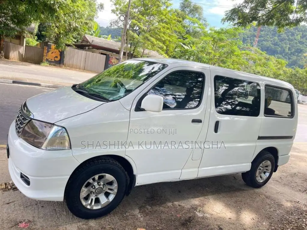 Toyota Granvia 2008 Van (Used)