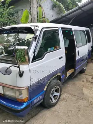 Toyota HIACE 1987 Van (Used)
