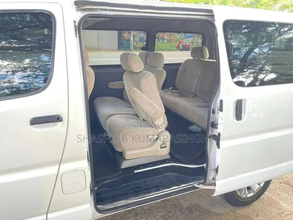 Toyota Granvia 2008 Van (Used)