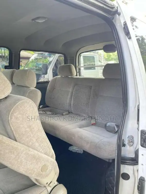 Toyota Granvia 2008 Van (Used)