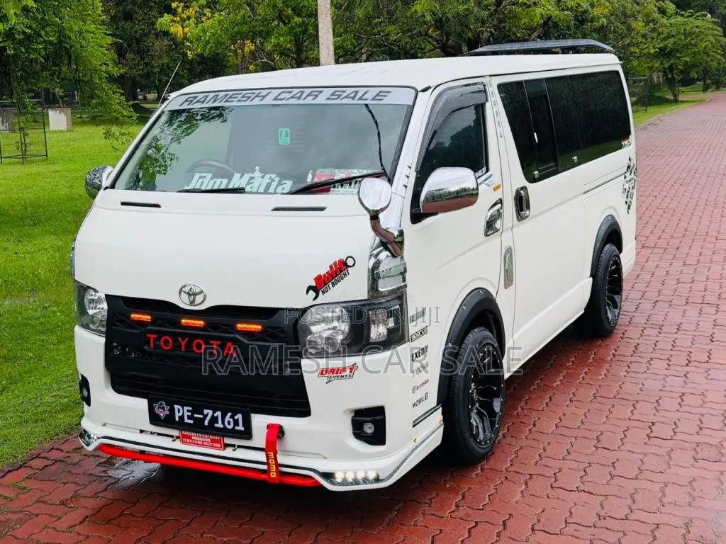 Toyota KDH 200 GL 2006 Van (Used)