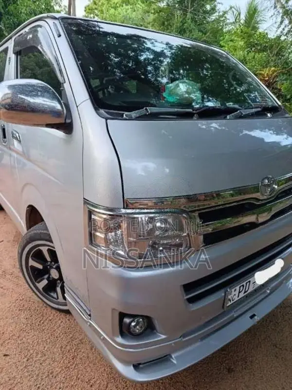 Toyota HIACE 2007 Van (Used)