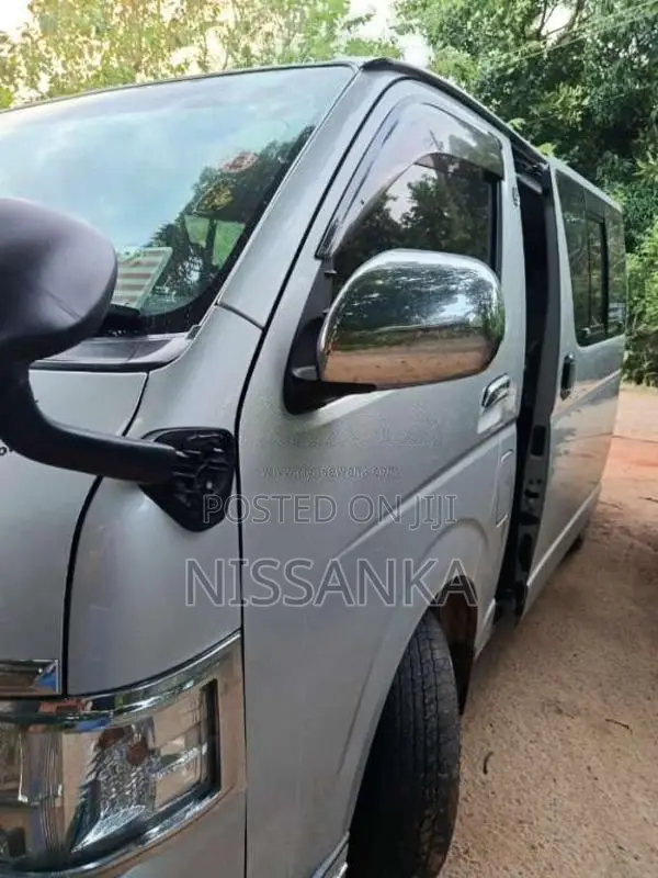 Toyota HIACE 2007 Van (Used)