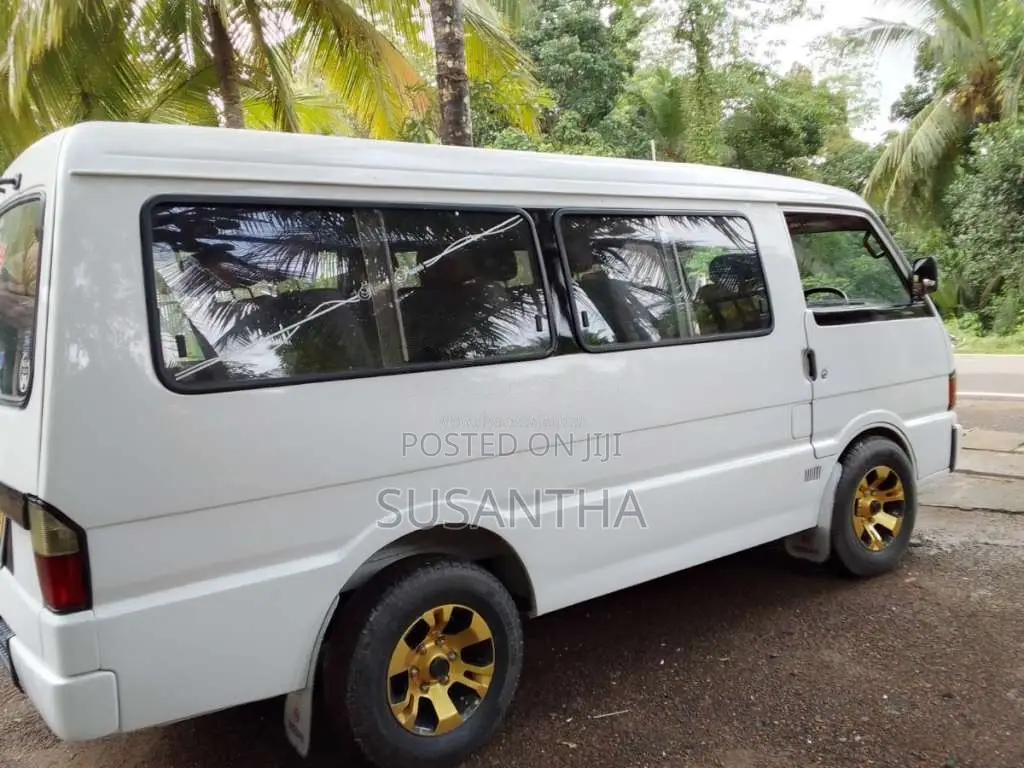 Mazda Brawny 1993 Van (Used)