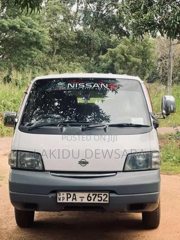 Nissan Vanette 2000 Van (Used)