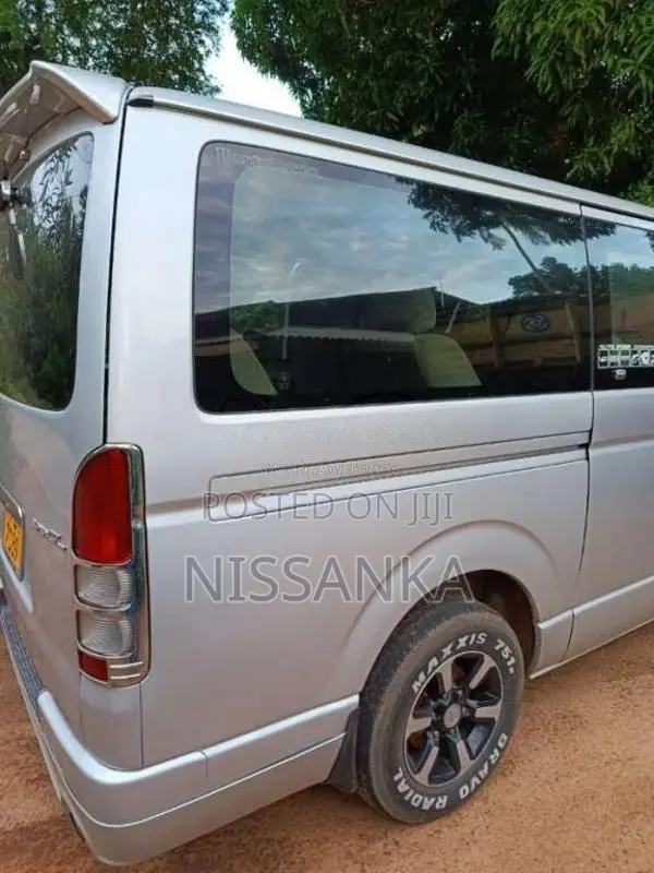 Toyota HIACE 2007 Van (Used)