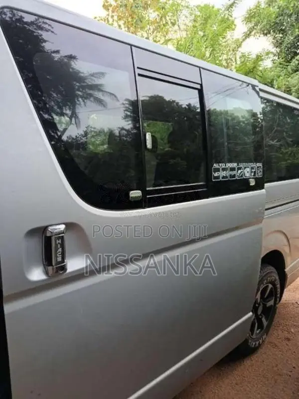 Toyota HIACE 2007 Van (Used)