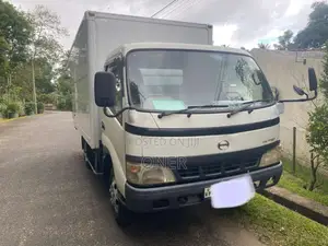 Toyota Hino 2006 Lorry (Used)