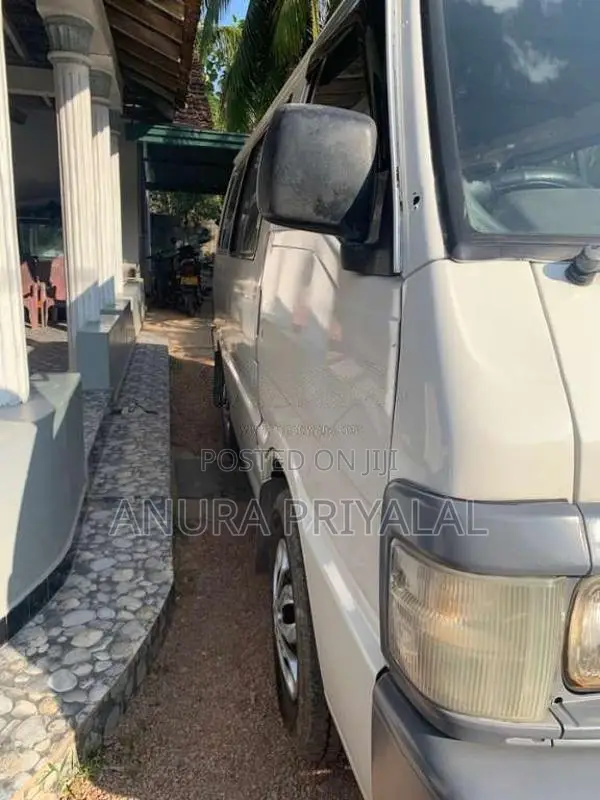 Nissan Vanette 1998 Van (Used)