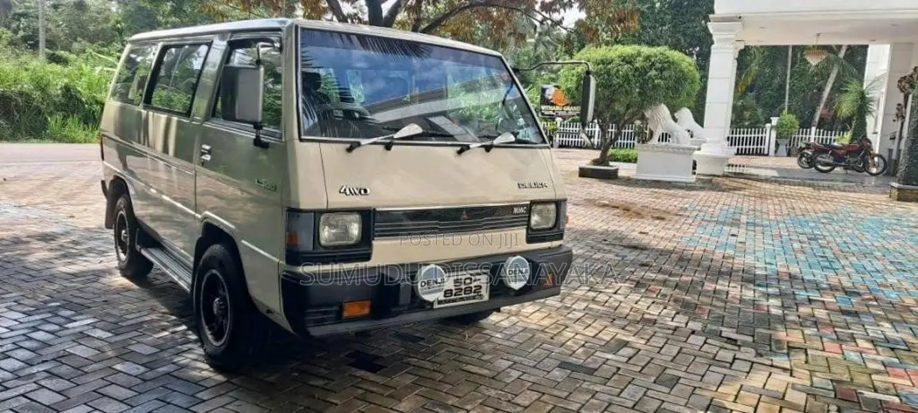 Mitsubishi L3100 1984 Van (Used)