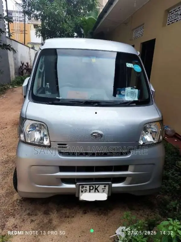 Daihatsu Hijet 2016 Van (Used)