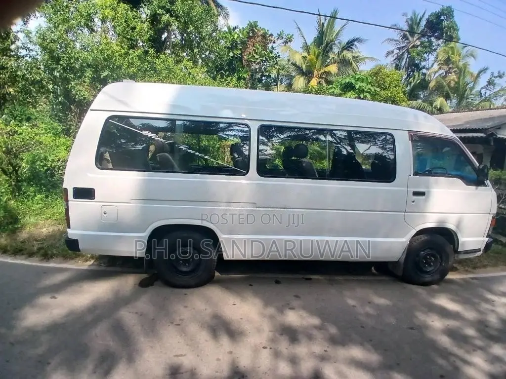 Toyota Shell 1984 Van (Used)