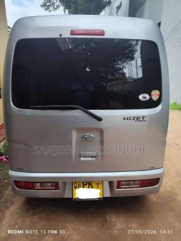 Daihatsu Hijet 2016 Van (Used)