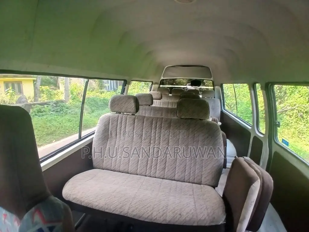 Toyota Shell 1984 Van (Used)