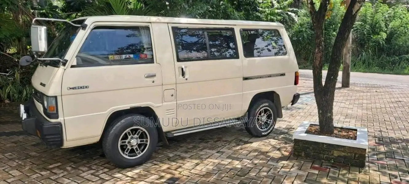 Mitsubishi L3100 1984 Van (Used)