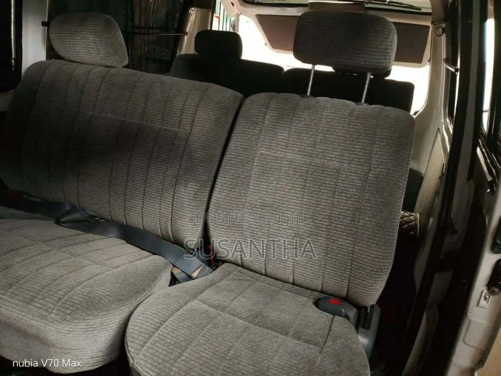 Mitsubishi Delica L300 1991 Van (Used)