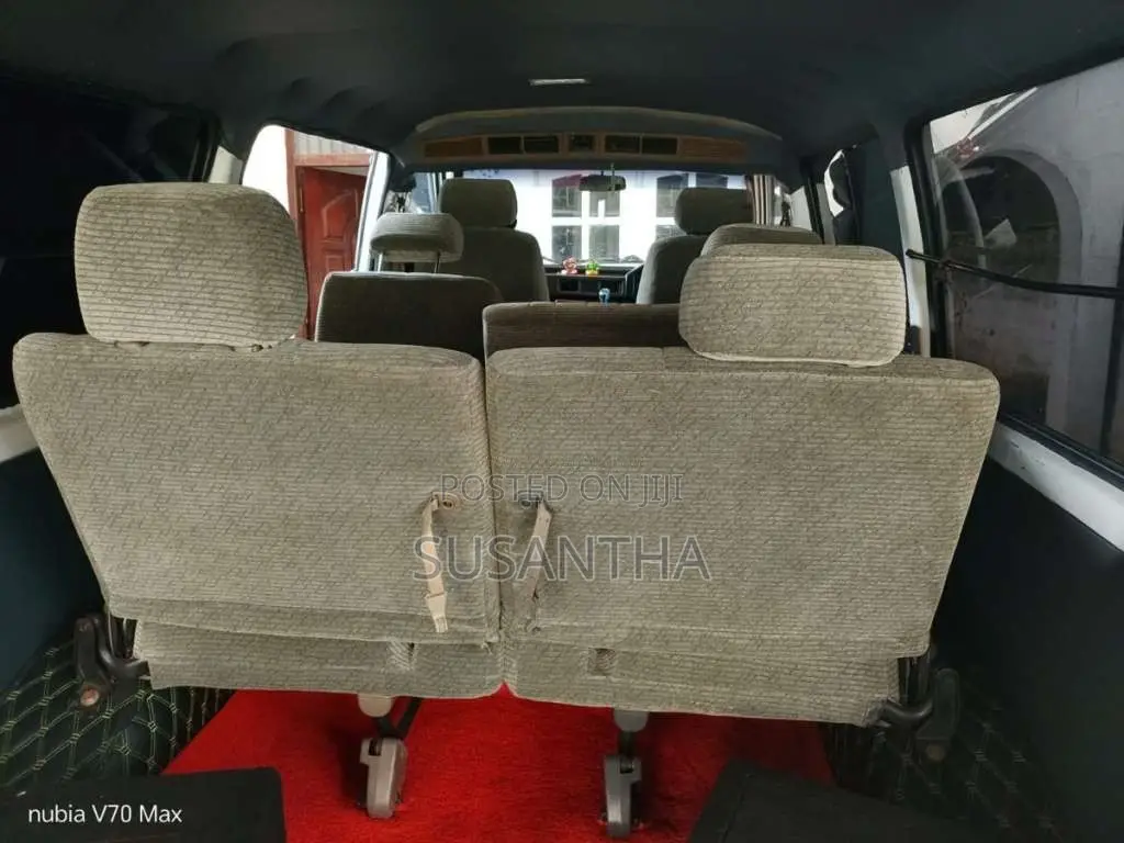 Mitsubishi Delica L300 1991 Van (Used)