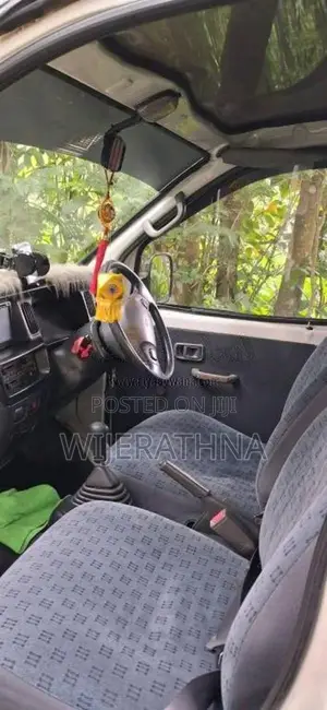 Daihatsu Hijet 2001 Van (Used)