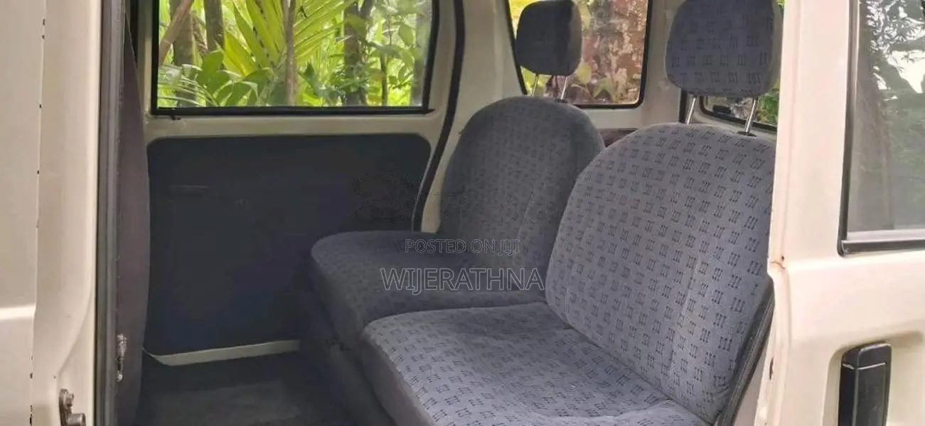 Daihatsu Hijet 2001 Van (Used)