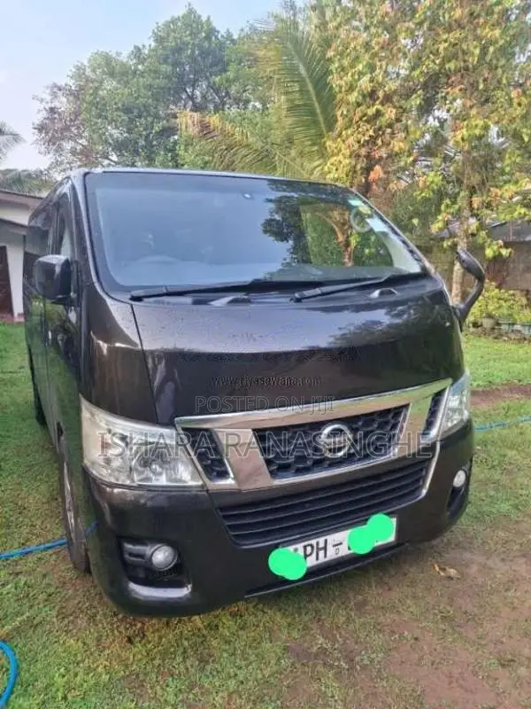 Nissan Caravan 2012 Van (Used)