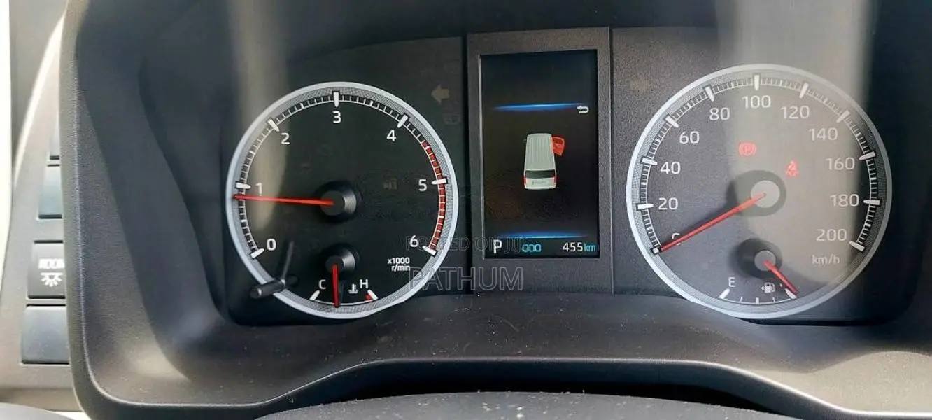 Toyota HIACE 300 2025 Van (Used)