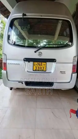Nissan E25 2003 Van (Used)