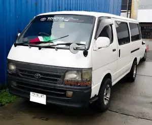 Toyota Dolphin 1994 Van (Used)