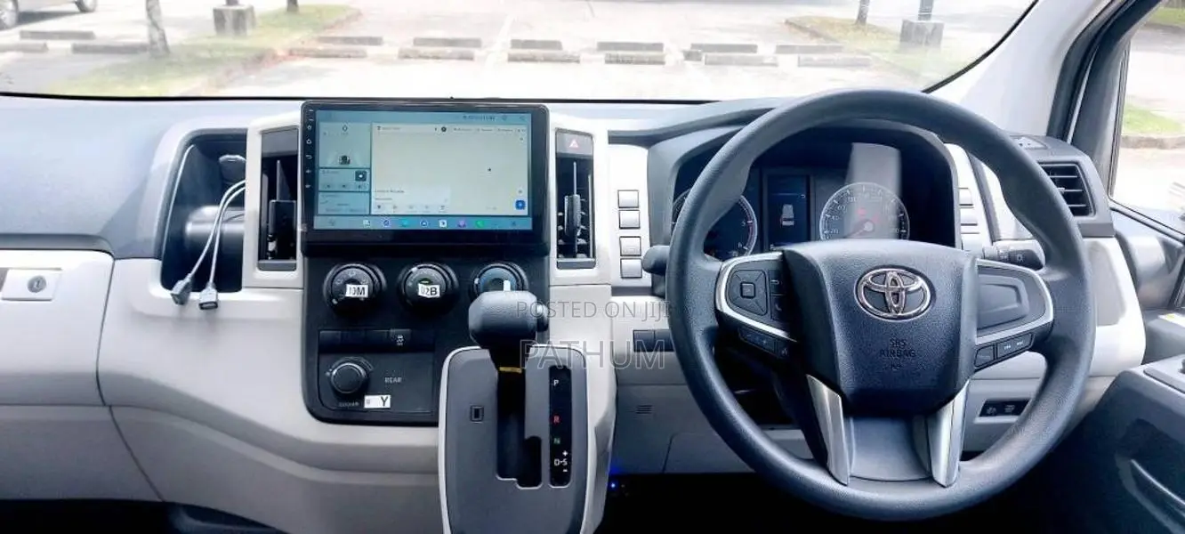 Toyota HIACE 300 2025 Van (Used)