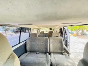 Nissan Caravan 2007 Van (Used)