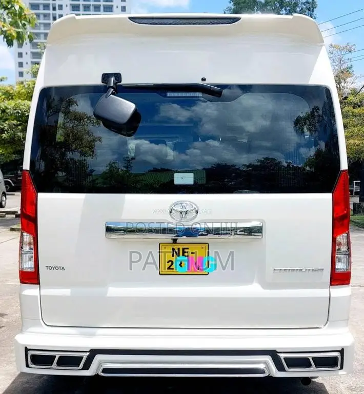 Toyota HIACE 300 2025 Van (Used)
