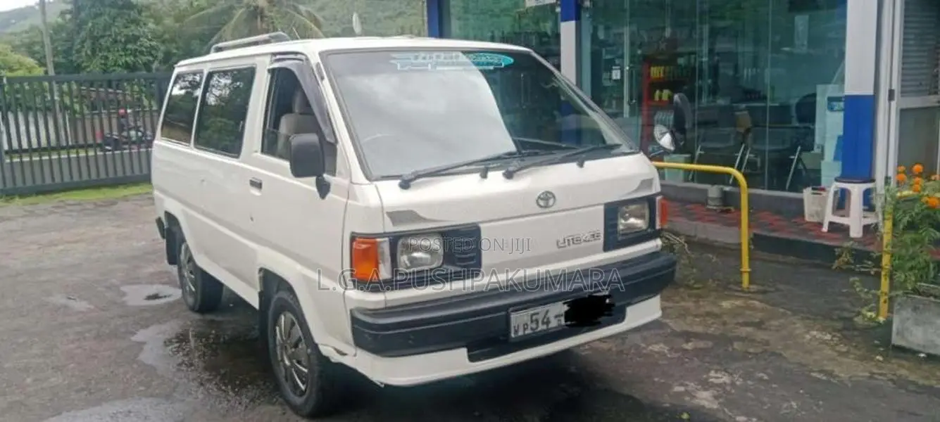 Toyota LiteAce 1988 Van (Used)