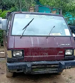 Mitsubishi Delica 1984 Van (Used)