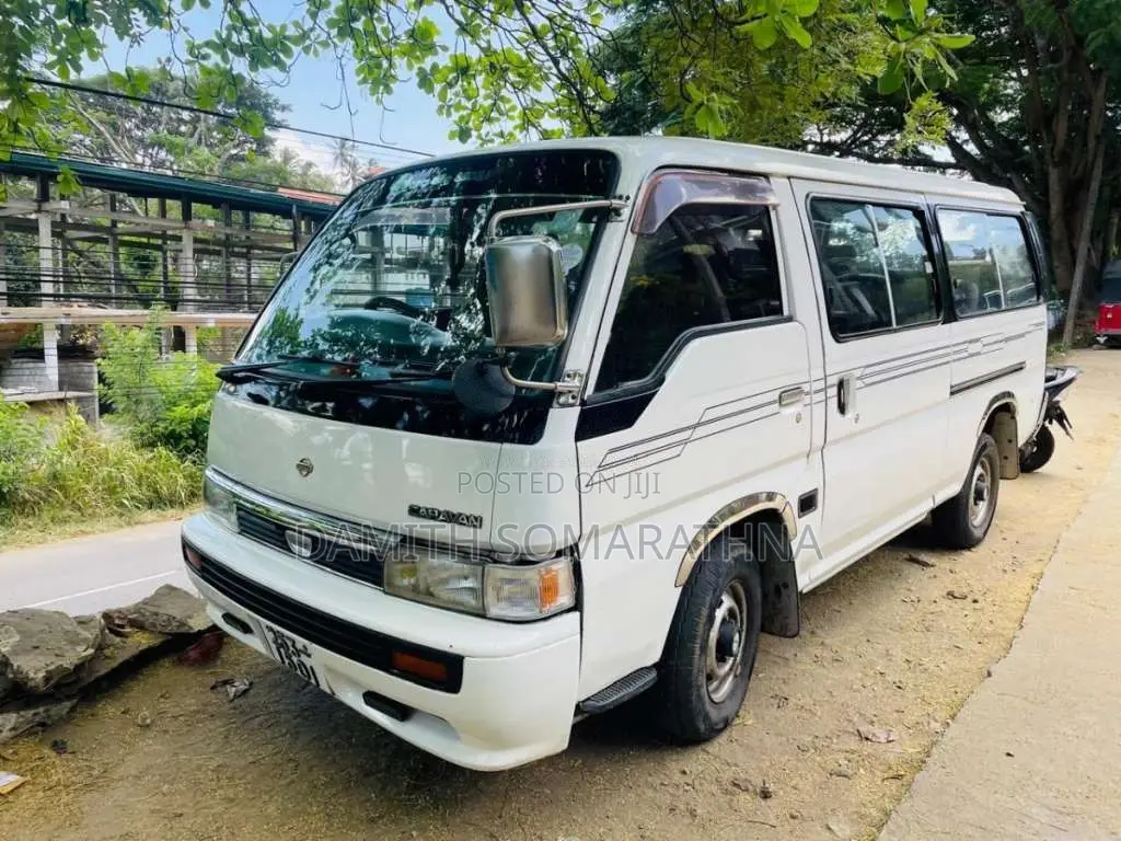 Nissan Caravan 1995 Van (Used)
